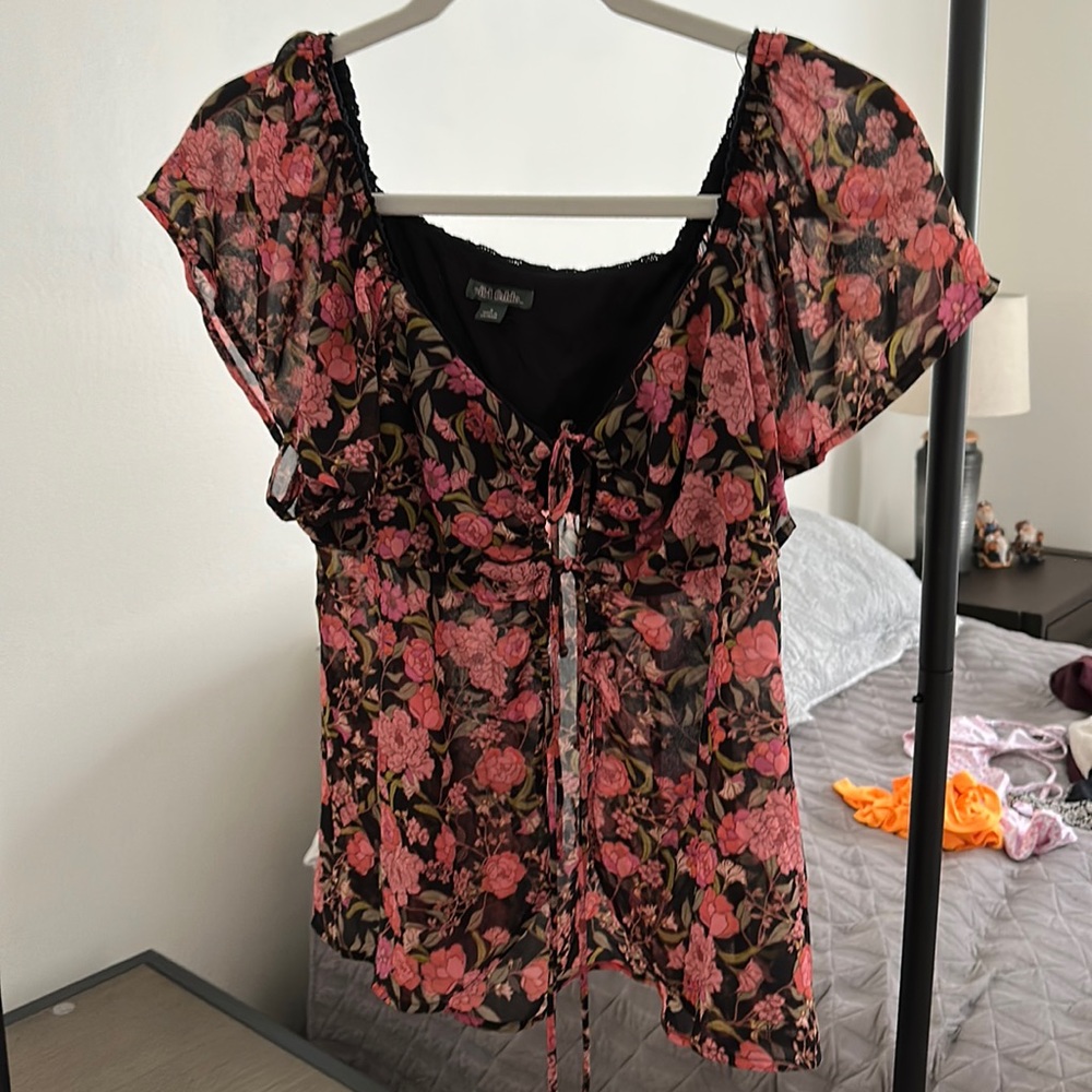 Floral top